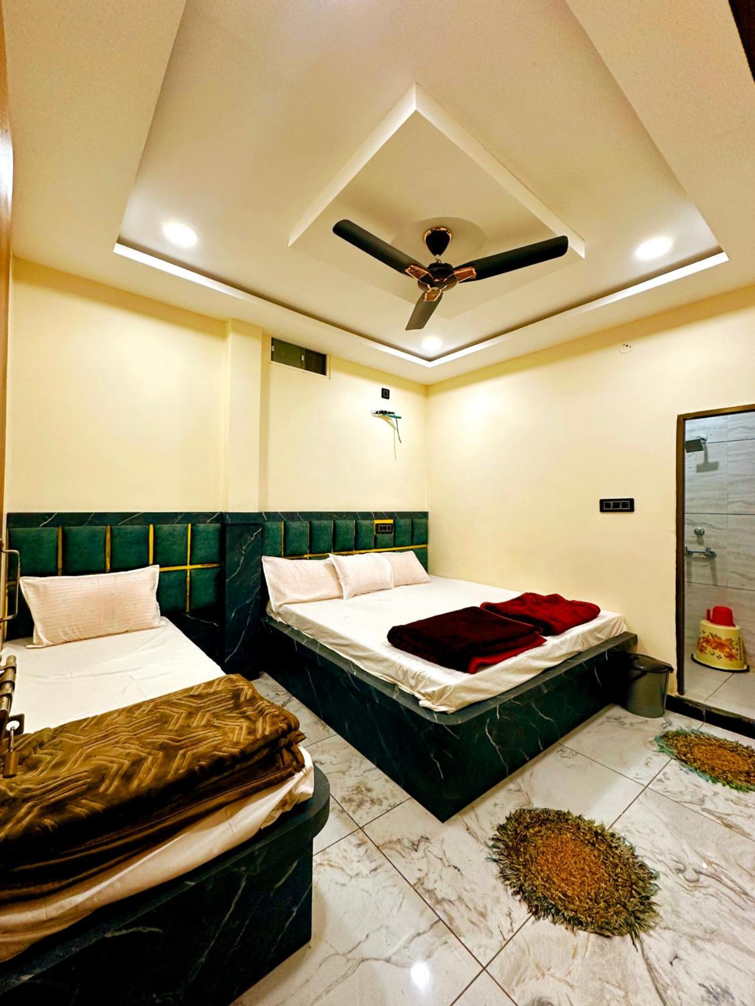 Hotel Shiv Gouri Palace Ujjain Exterior photo